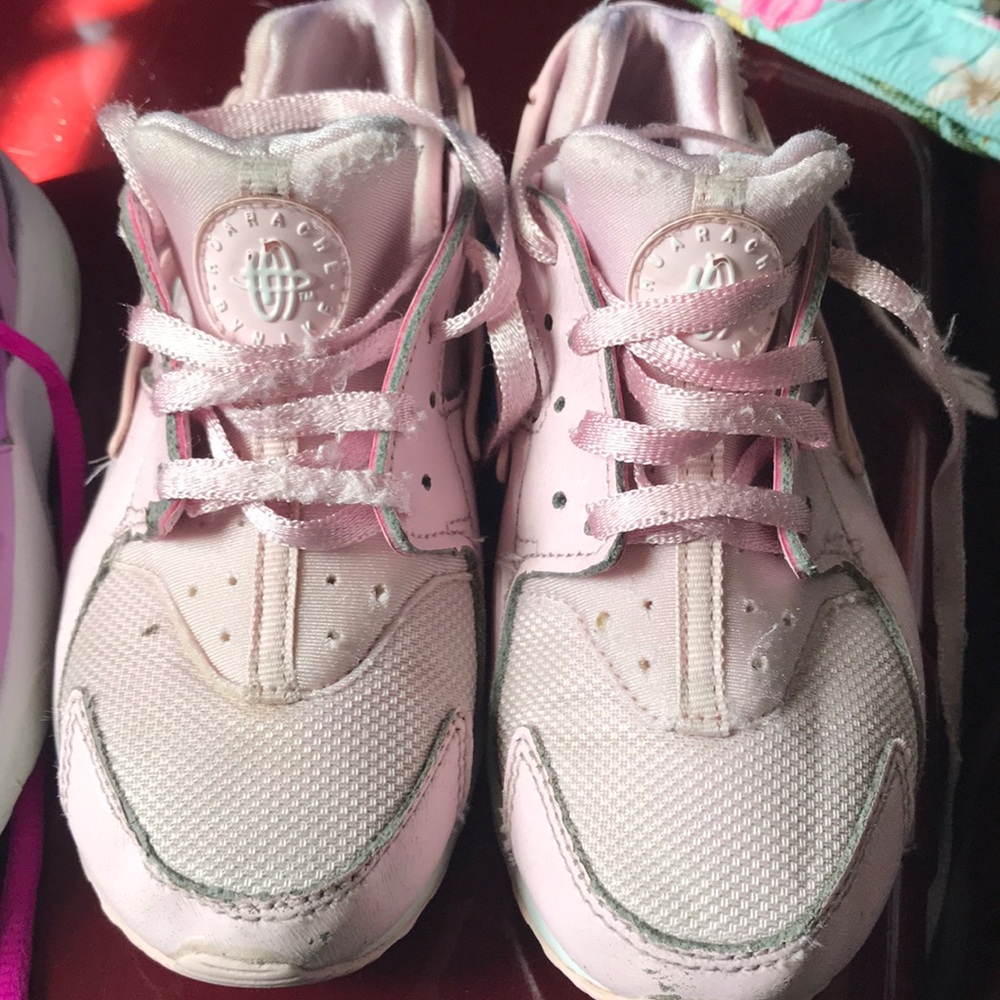 Bby pink Huraches